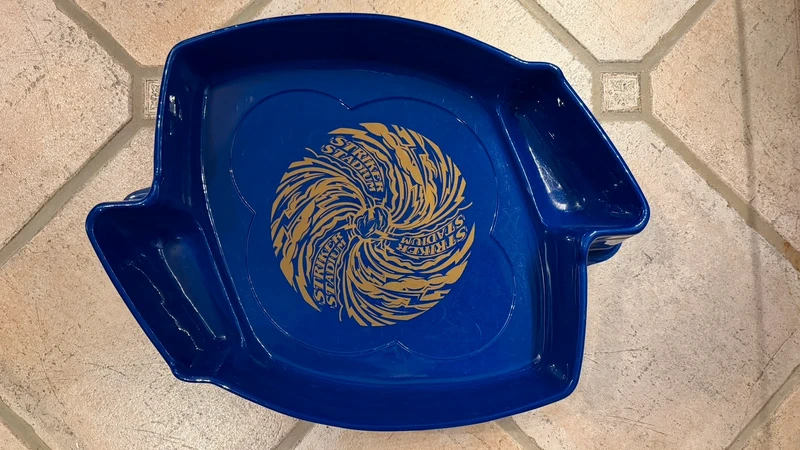 Beyblade Metal Masters Striker Stadium – Hasbro 2011 – Original Arena