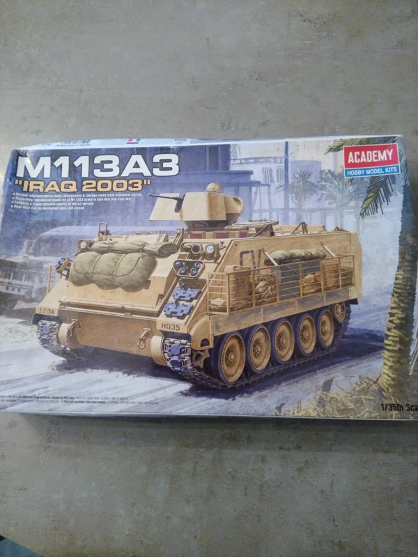 Maquette academy 1/35 M113 A3