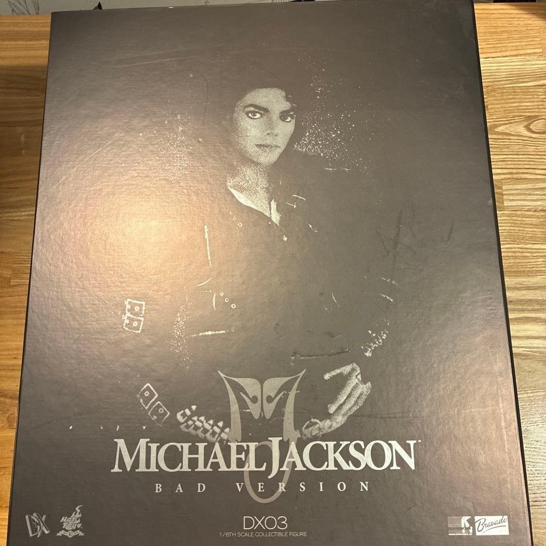 Hot Toys DX03 Michael Jackson Bad Version 1/6 Figura M ICON DX Supporto LED COME NUOVO