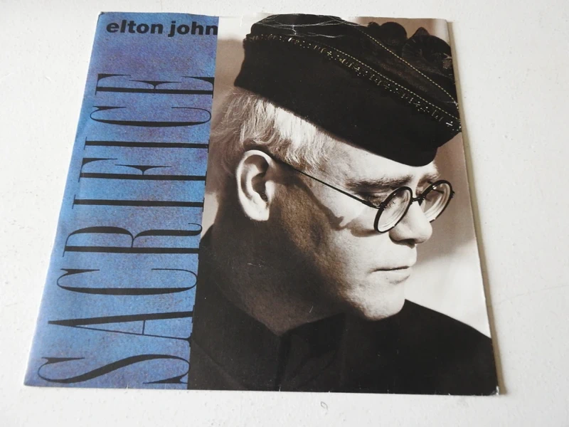 Vinyle 45 Tours  -Vintage 1989 - Elton John - Sacrifice