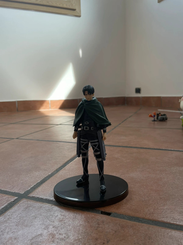 action figure: Levi