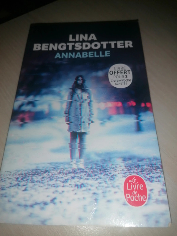Roman fiction contemporaine. Thriller.