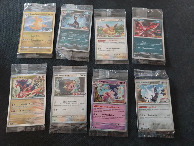 magnifique lot de cartes stamps sceller pokemon