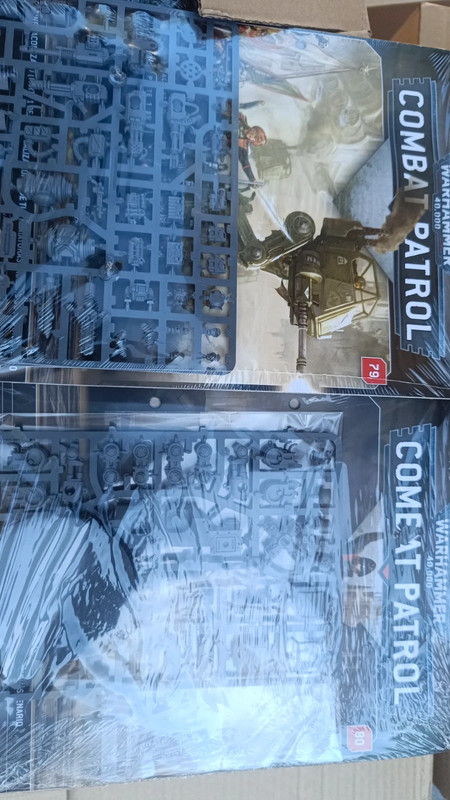 Warhammer combat patrol 79 y 80 sentinel acorazado