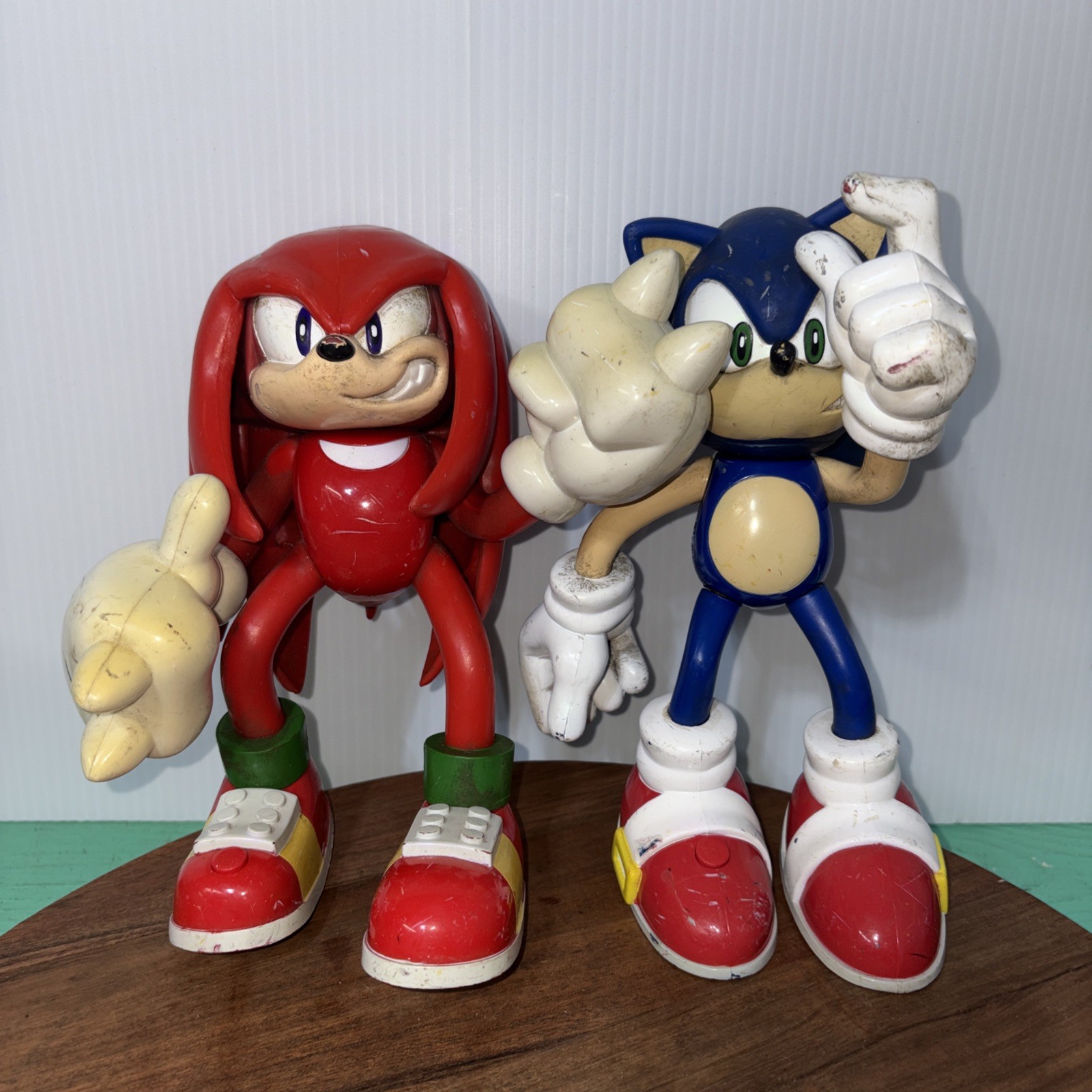 Sonic the Hedgehog & Knuckles Toy Island 2000 personaggi sega parlante 9" non testati