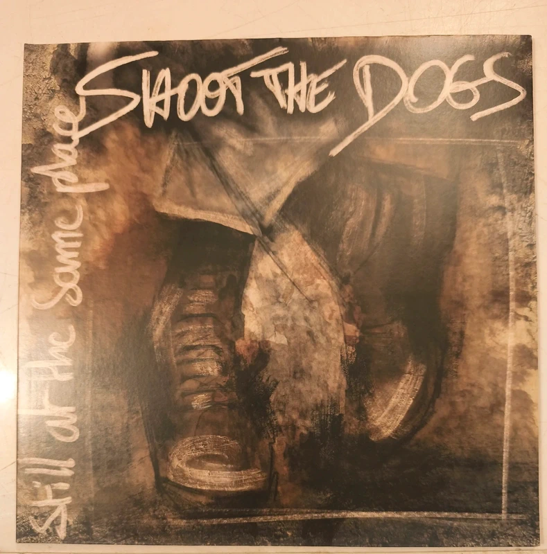 Vinyle 33T punk Shoot the dogs still at the same place
