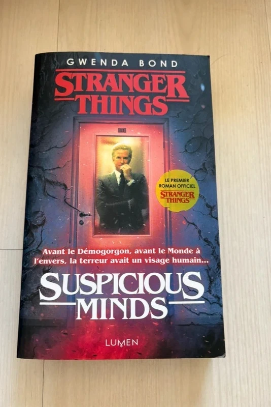 Livre broché Stranger things