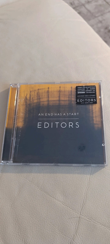 Editors - An end has a start (CD)