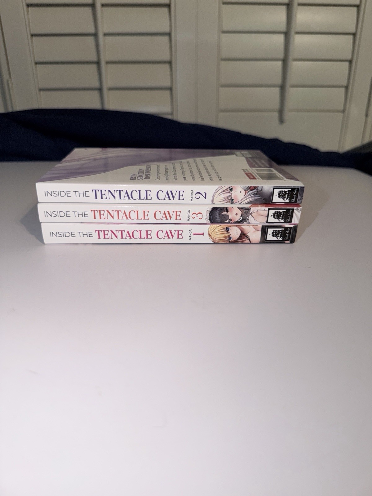 Inside the Tentacle Cave Volume 1 2 3 Manga Inglese Ghost Ship *OOP*RARO*