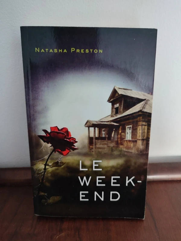 Natasha Preston : Le Week end