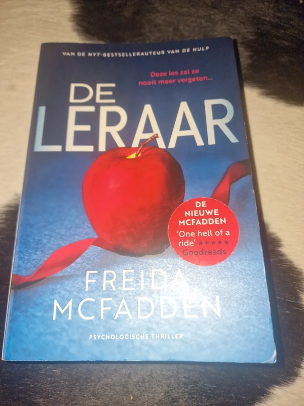 Freida mcfadden..de lerraar