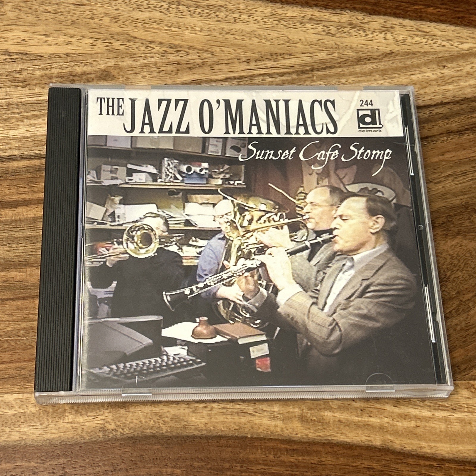 THE JAZZ O'MANIACS - Sunset Cafe Stomp - CD -