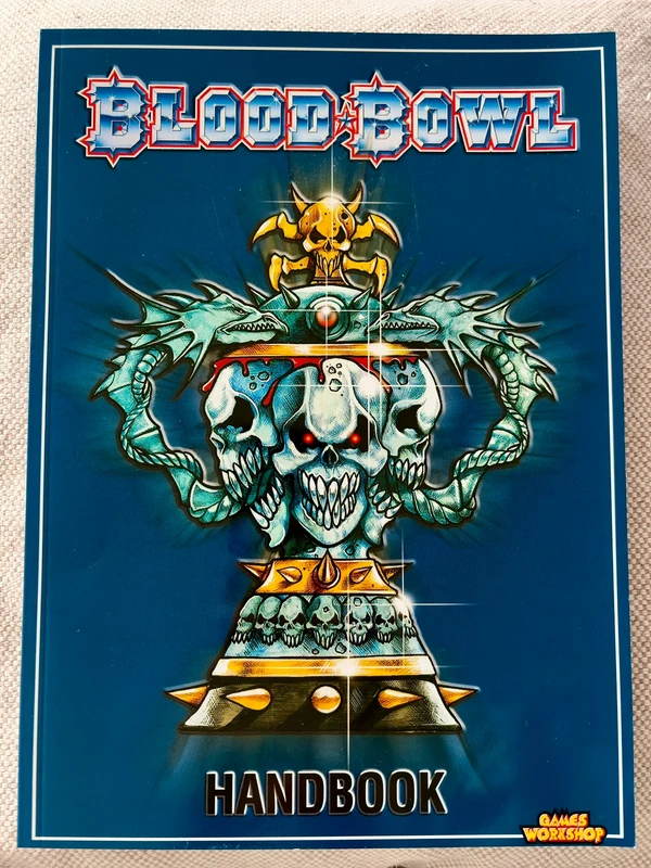 Blood Bowl Handbook Games Workshop 2002 + Blocco Schede Roster