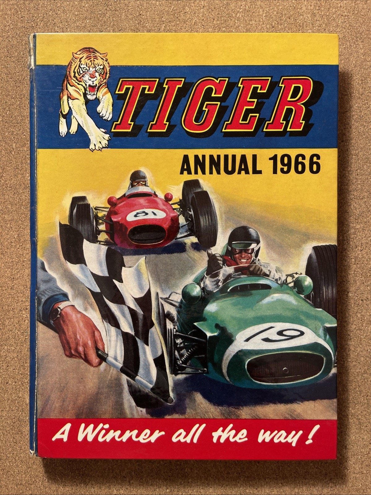 Tiger Annual 1966 Good Cond. Unclipped, No pen, Johnny Cougar, Olac - Gladiator