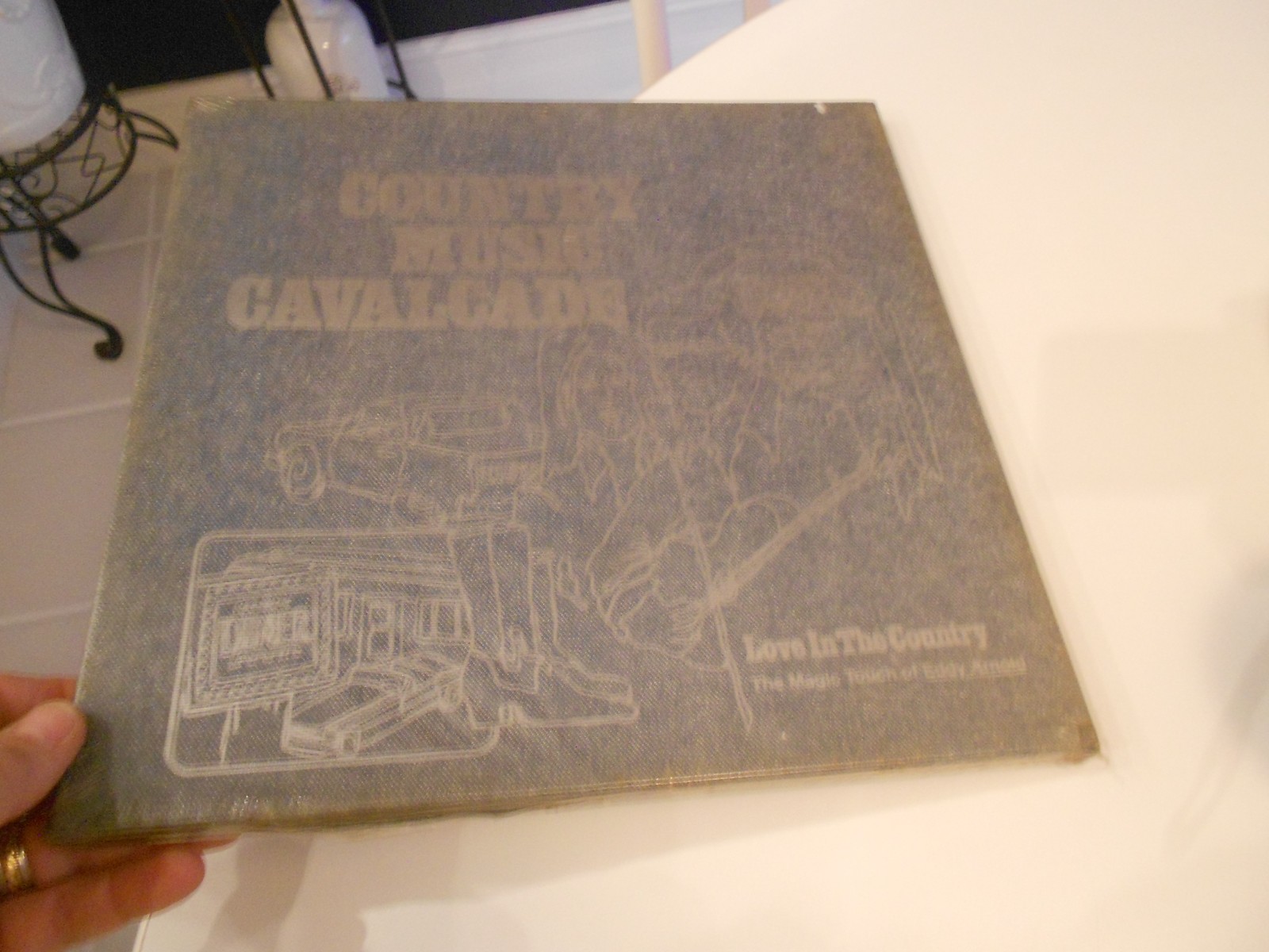 COUNTRY MUSIC CAVALCADE SEALED 3 LP LOVE IN THE COUNTRY EDDY ARNOLD