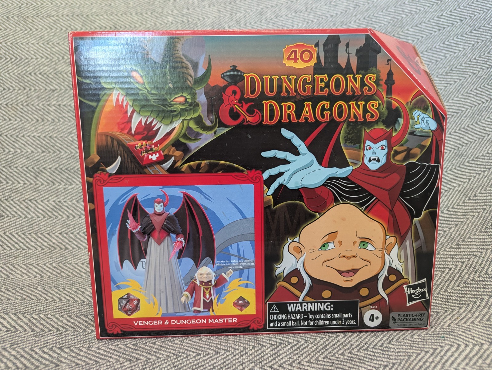 Hasbro Dungeons And Dragons Venger And Dungeon Master 2 Pack Sealed