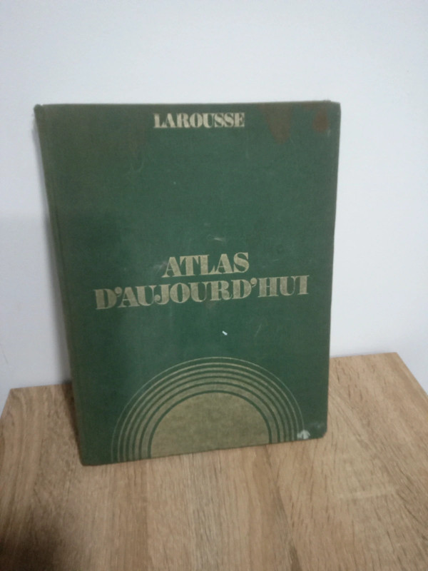 Atlas d'aujourd'hui larousse