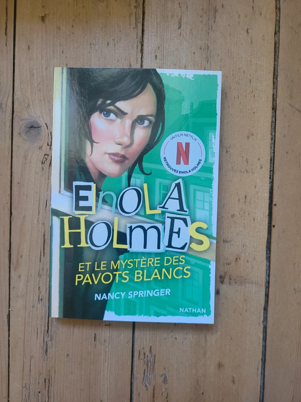 Livre: Enola Holmes et le mystère des pavots blancs (neuf)