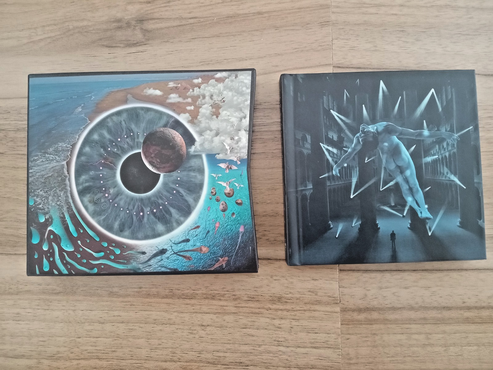 Pink Floyd – Pulse - 2CD Digibook 1995 - Working Pulsing  Red Light