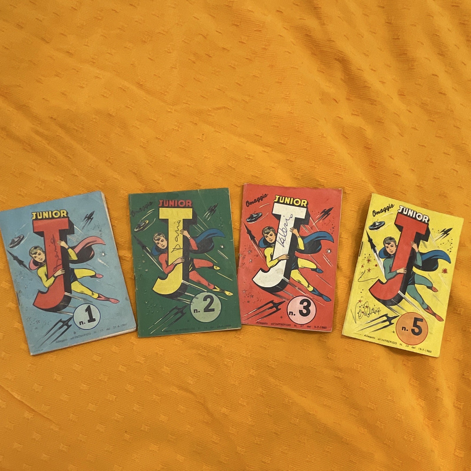 Intrepido Junior lotto nn.1 2 3 5 1960 italiano a colori firmato Donaggio