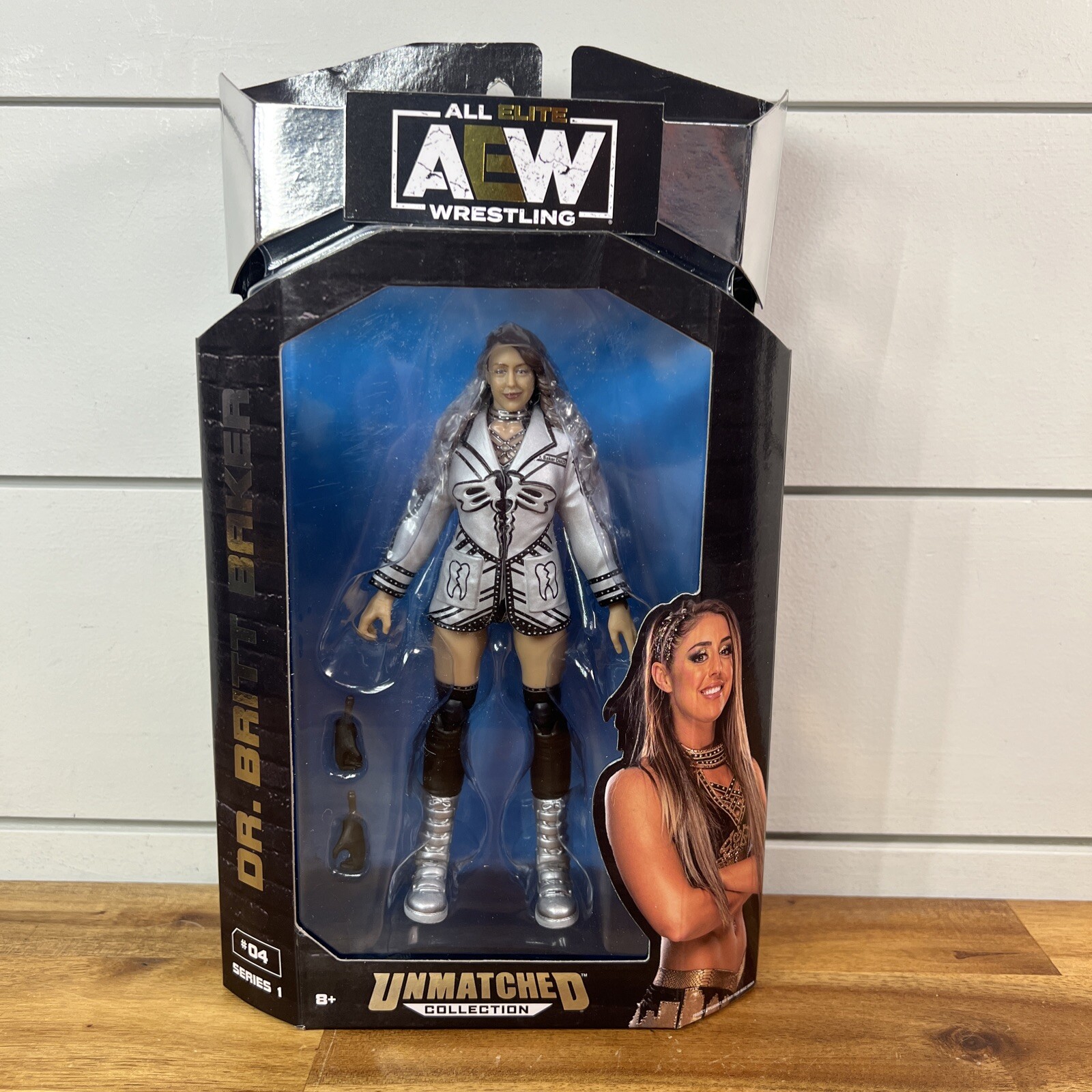 Dr. Britt Baker D.M.D. Figurina Jazwares AEW All Elite Wrestling 6" spedizione veloce!