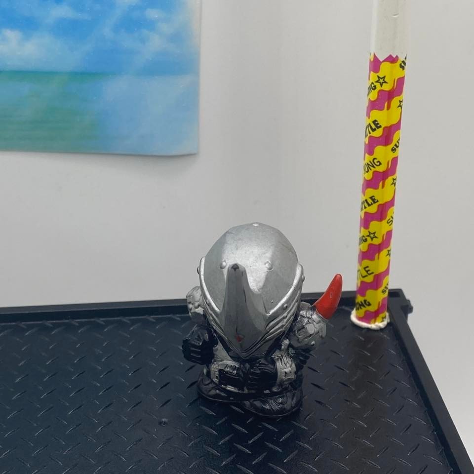Kamen Rider Gai Ryuki Chibi Mini Figure Argento Rinoceronte Armatura Giocattolo Tokusatsu