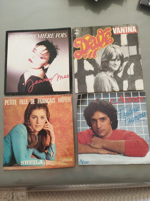 Lot de 4 vinyls