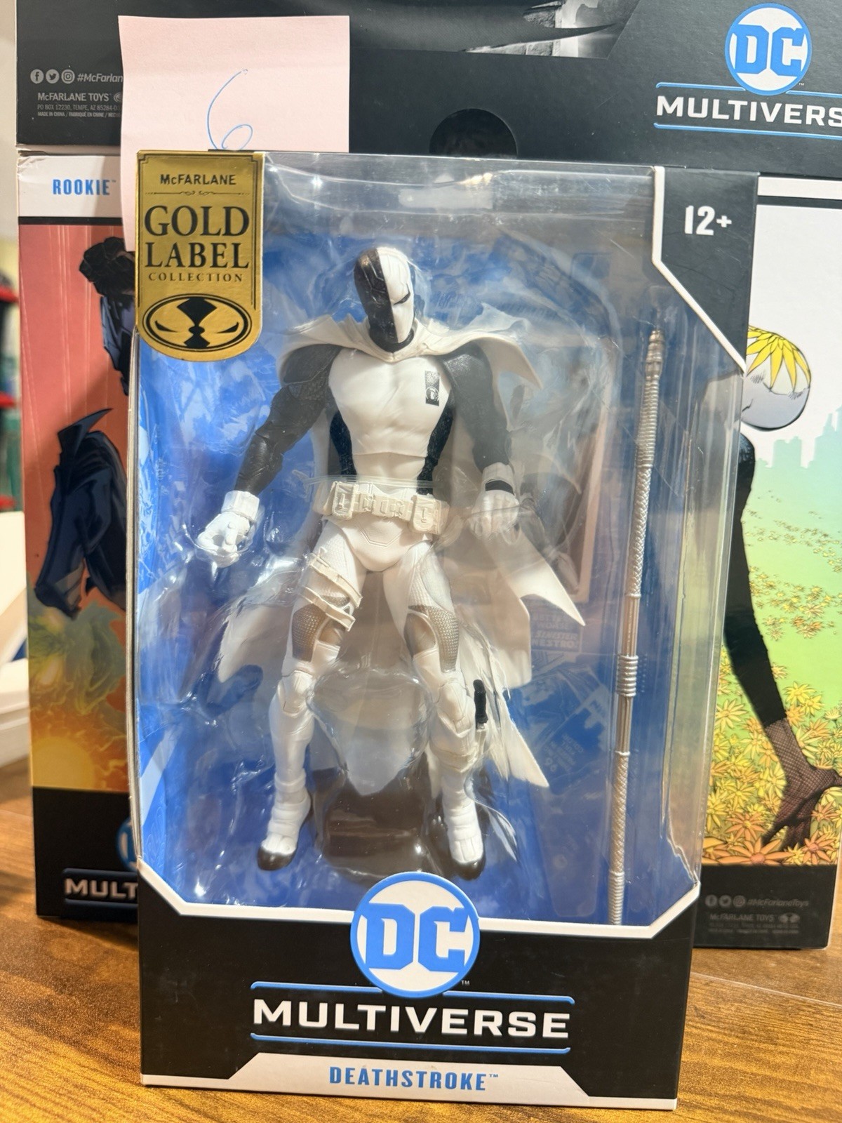 McFarlane DC Multiverse Defiance Deathstroke Action Figure Sealed