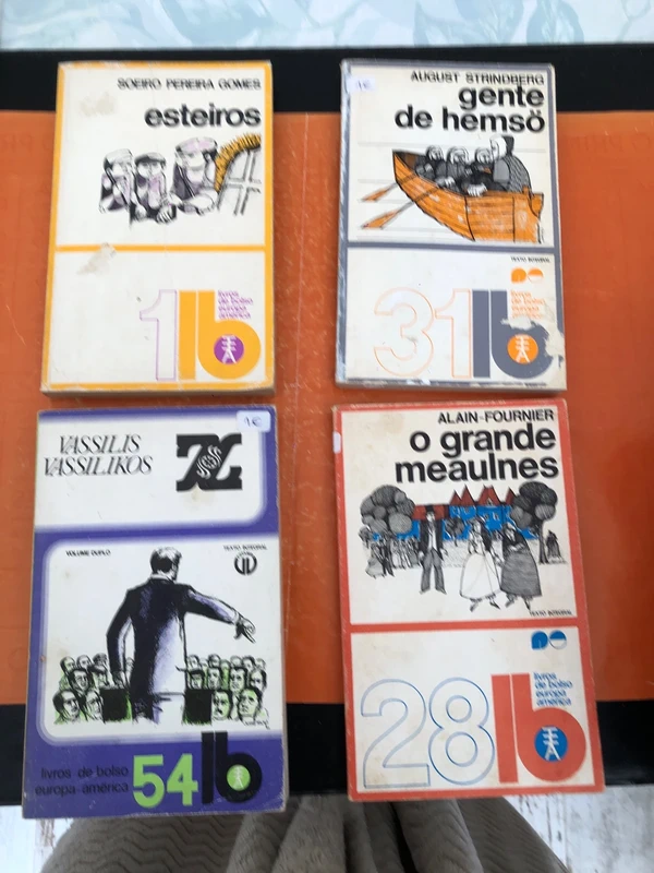 Pack 4 livros -Livros de Bolso Europa - América