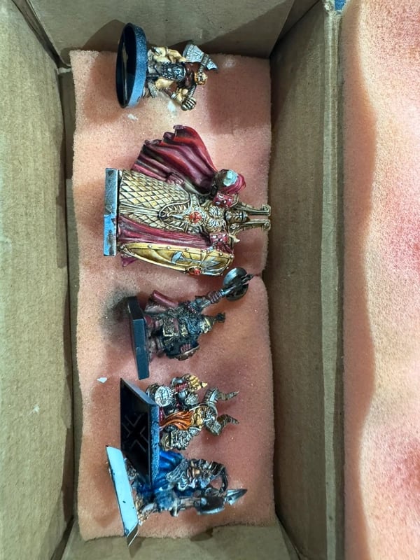 Lot de 5 modèles miniatures elfsera