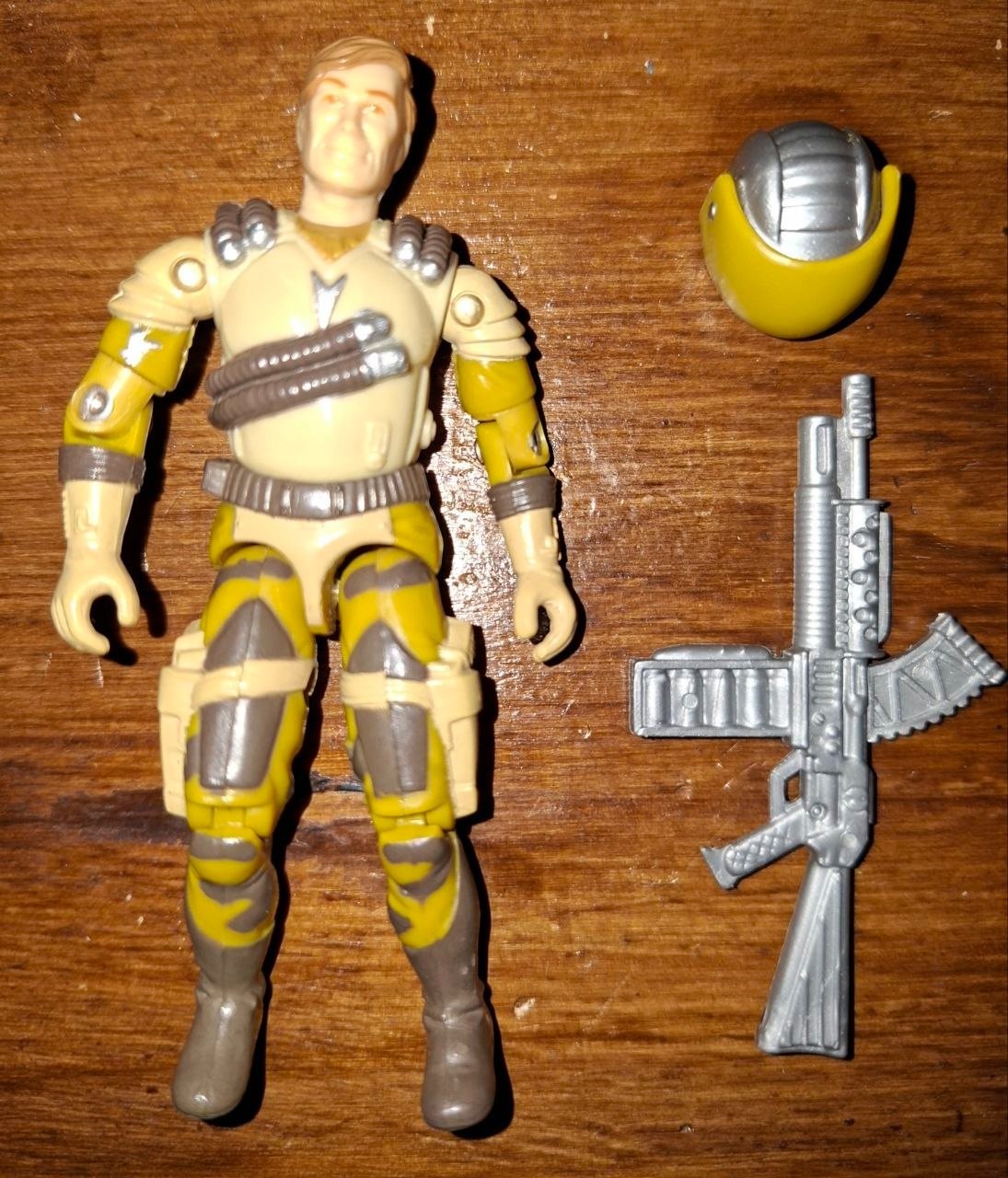 G.I.Joe (Hasbro) - AIRWAVE (v1) - 1990 (Series 9) Near complete 3.75-inch (1:18)