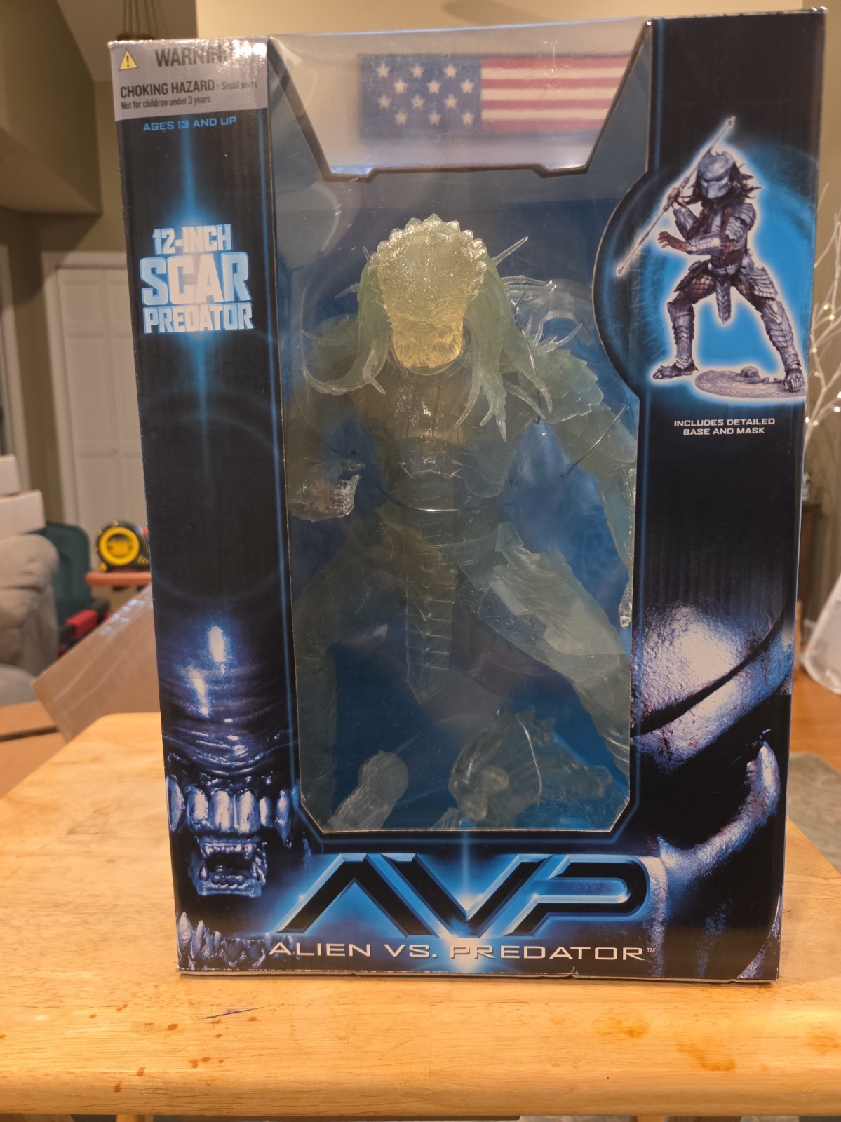 McFarlane Toys 12" Scar Predator  Alien VS Predator Sealed NIB