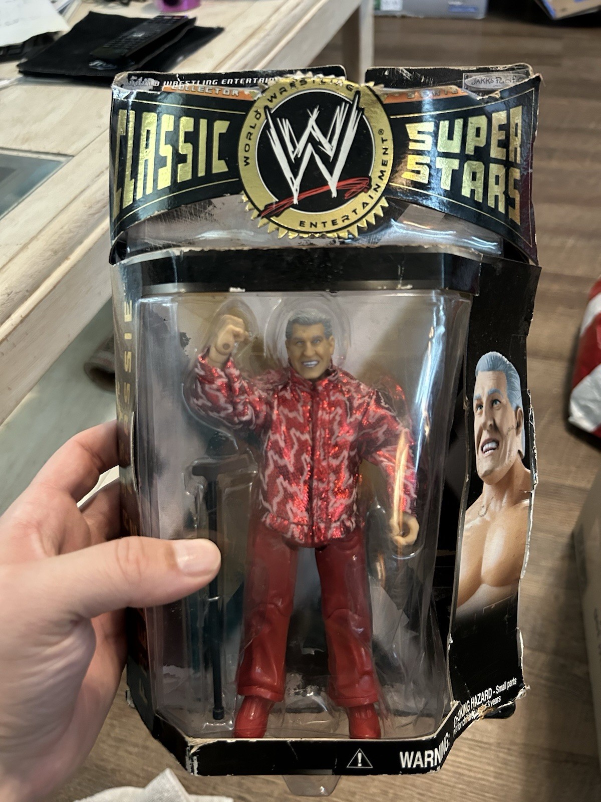 Modellino Wwe Classic Superstars Classy Freddie Blassie, scatola mostra usura