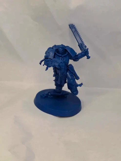 lieutenant titus space marine ultramarine warhammer 40k