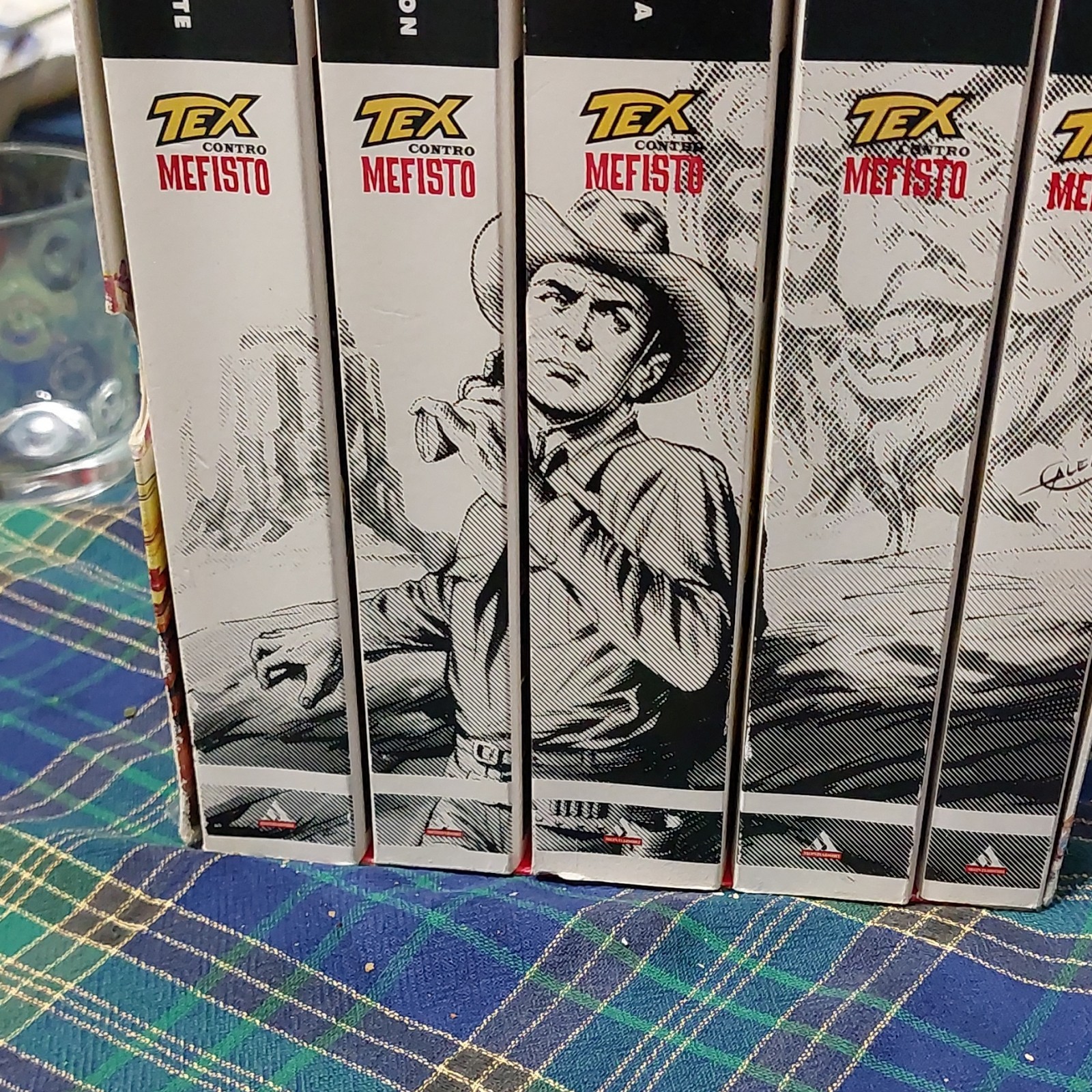 Tex - Tex contro Mefisto cofanetto saga completa 5 volumi Italiano 2012