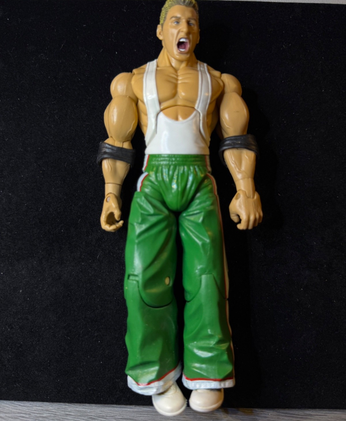 Pantaloni da pista verdi WWE Simon Dean Figure Elite Deluxe Aggression 2005