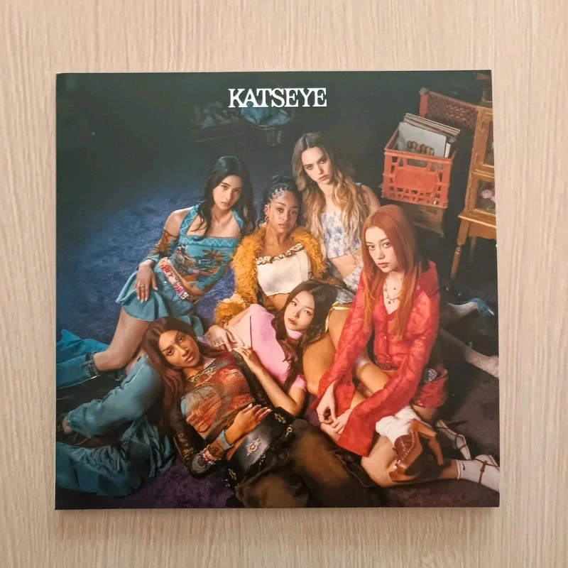 Katseye vinyle Violet Soft is Strong