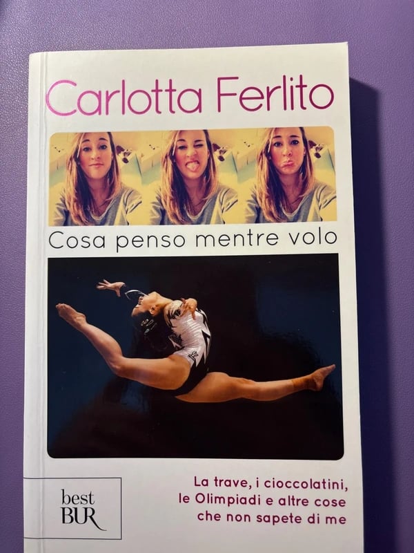 Libro Carlotta Ferlito “cosa penso mentre volo “