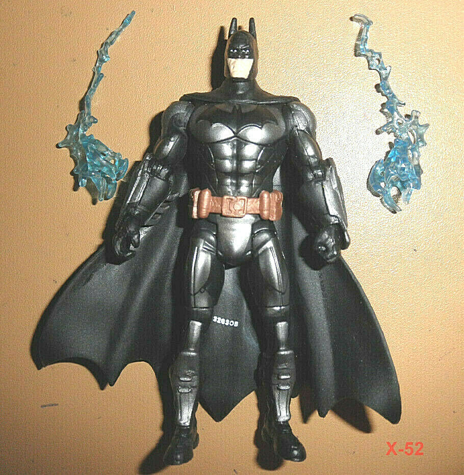 Batman ARKHAM City Cavaliere Oscuro BRAZZATO action figure DC Multiverse giocattolo 4 pollici 