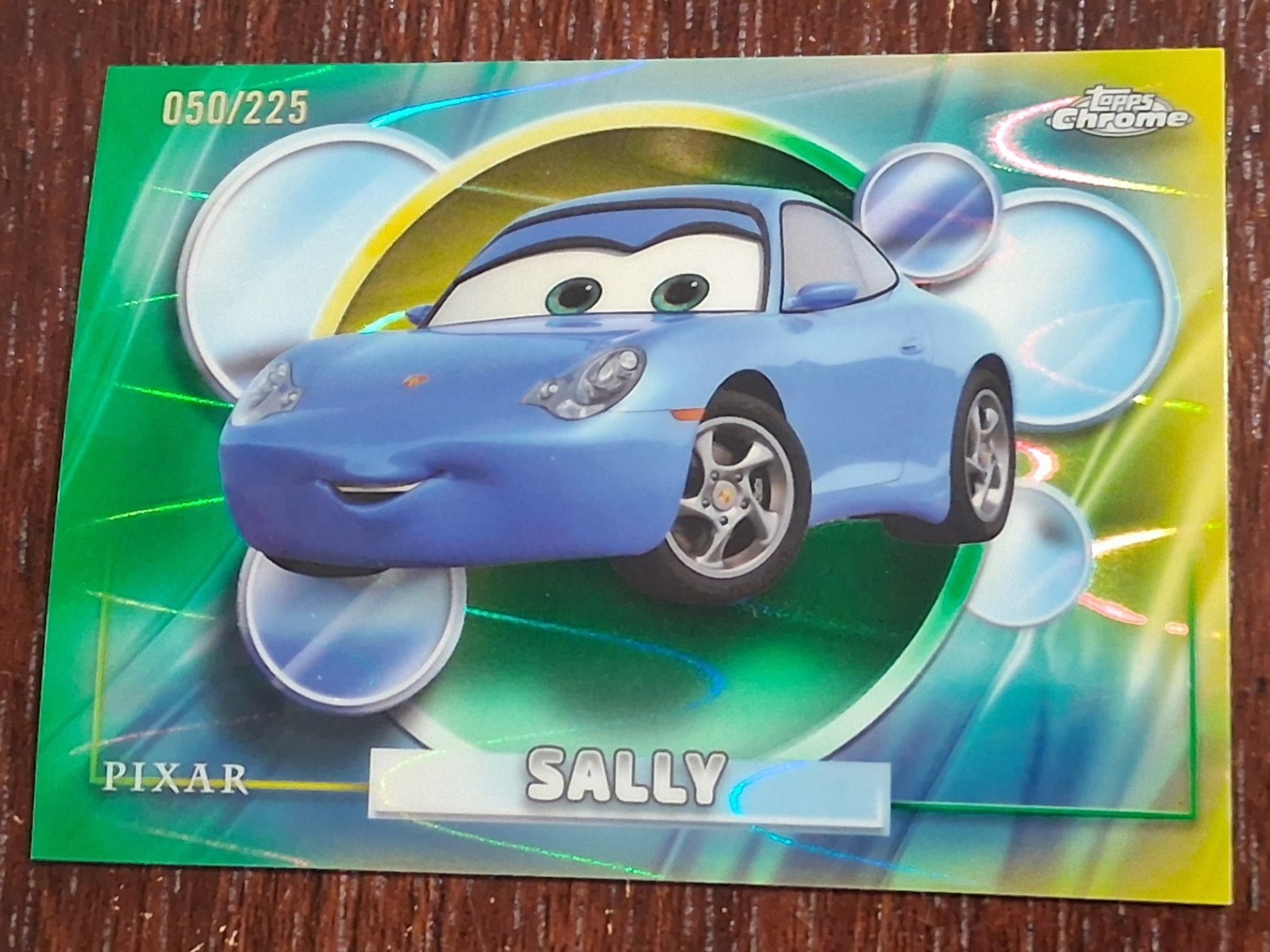 Sally 2026 Topps Chrome Disney Giallo e Verde Ray Wave /225