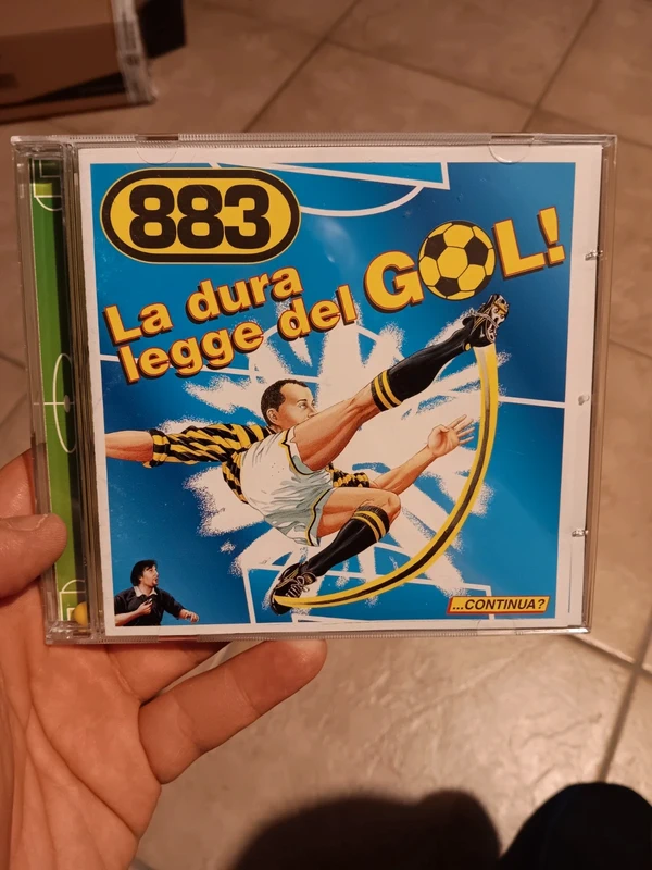883 "La dura legge del gol"