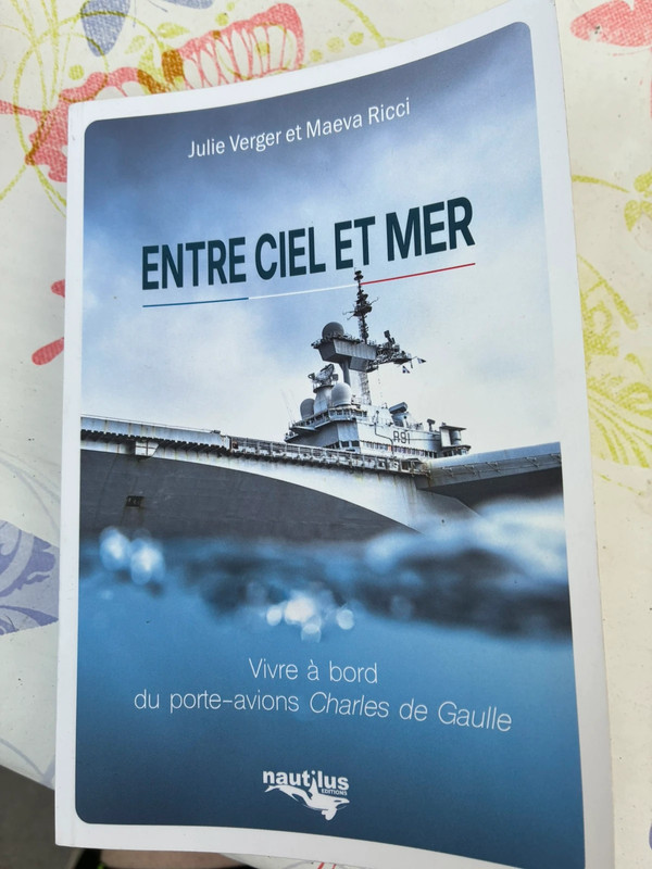 Livre Marine nationale Entre ciel et mer