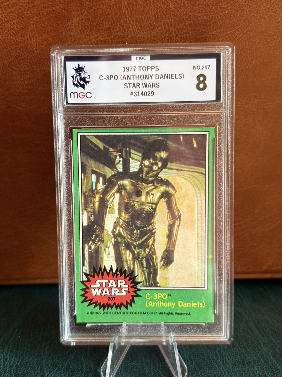 STAR WARS 1977 TOPPS #207 C-3PO ANTHONY DANIELS GREEN GRADED 8 NEAR MINT RARE