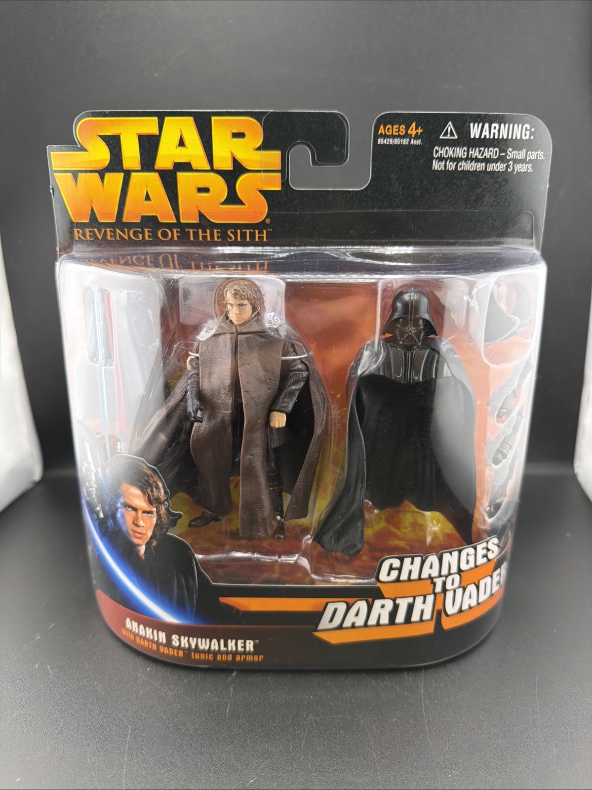 Star Wars La Vendetta dei Sith Anakin Skywakler Darth Vader Cambia Figura (T32)