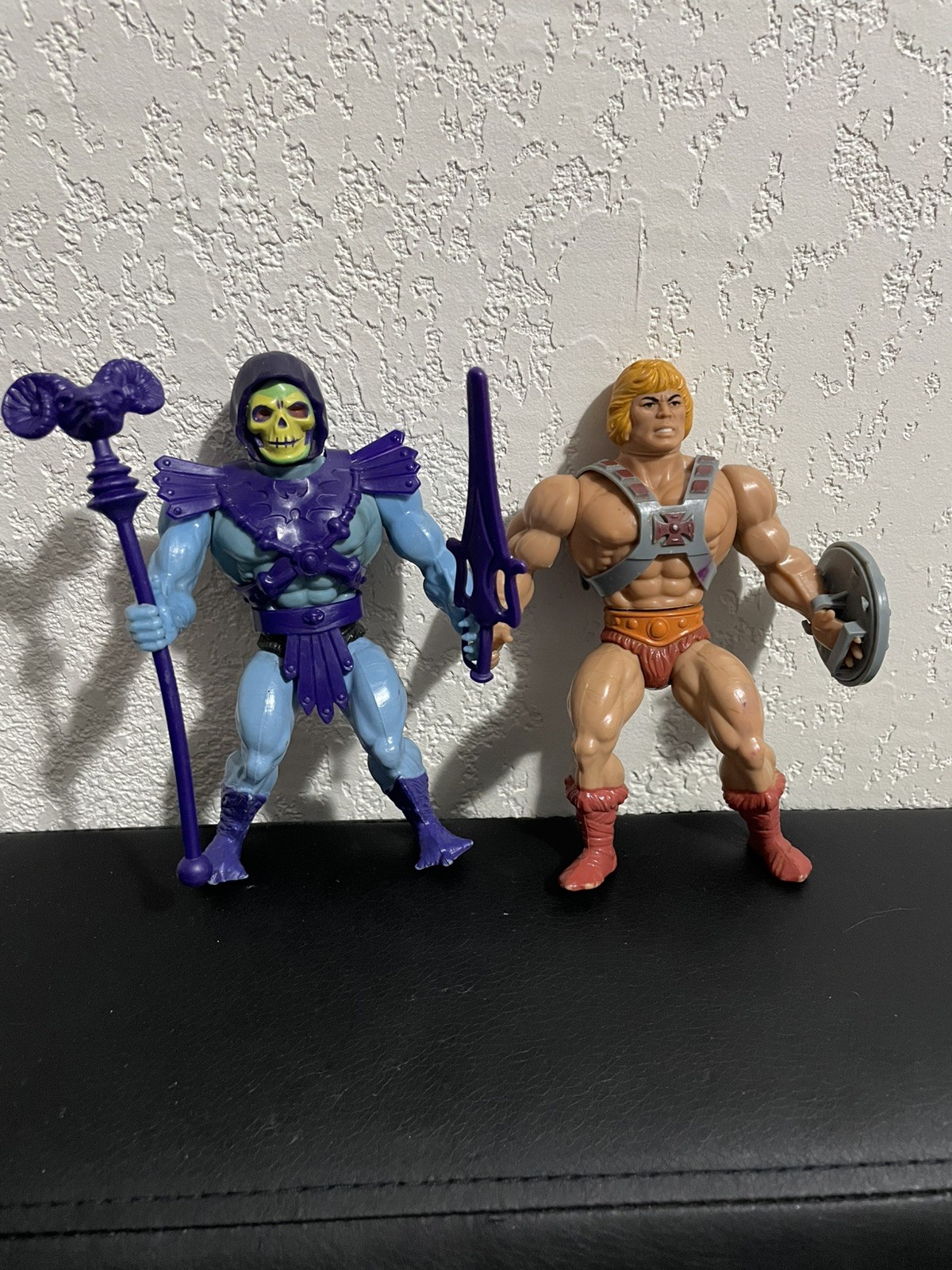 Figurine vintage 1981 He-Man & Skeletor Masters TAIWAN testa morbida quasi complete