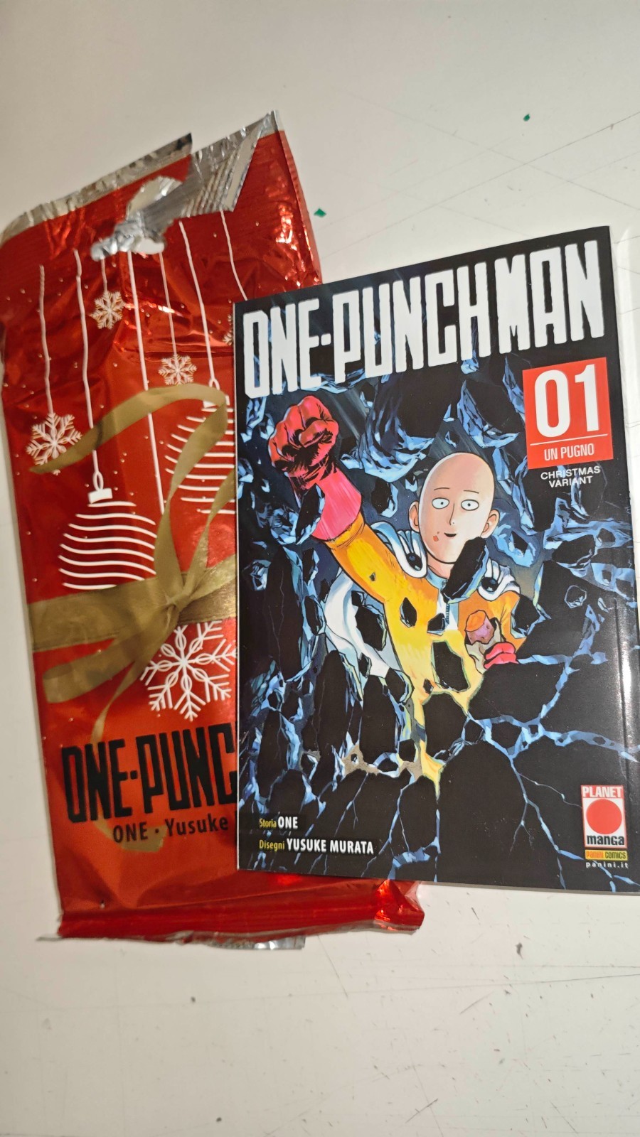 ONE PUNCH MAN #  1 variant NATALE - CHRISTMAS VARIANT 2023 - PLANET MANGA - MNV1