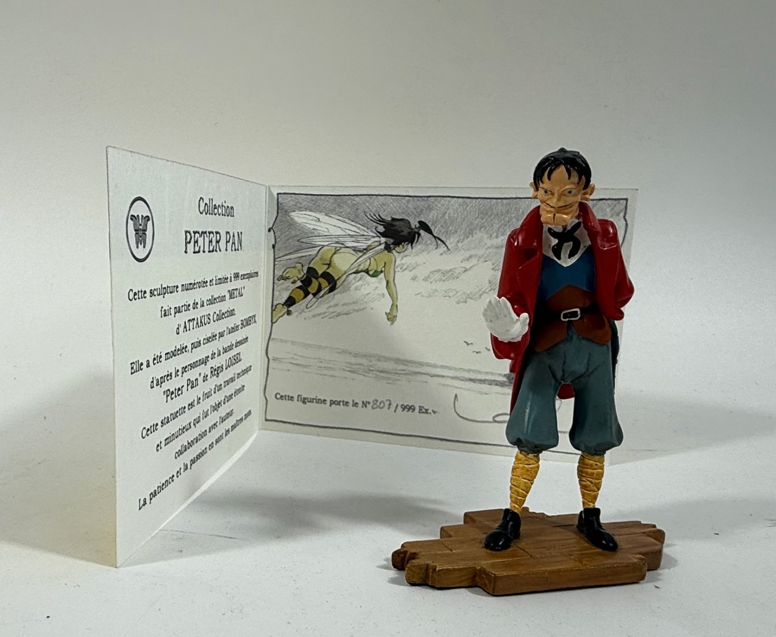 LOISEL - FIGURINE CAPITAINE CROCHET - ATTAKUS - 2002