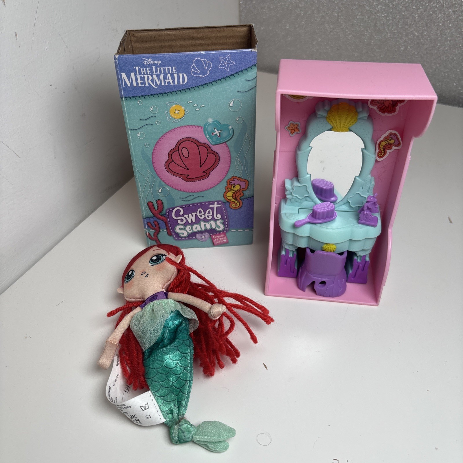 Disney Sweet Seams Ariel La Sirenetta Bambola Morbida Playset Pacchetto Giocattolo
