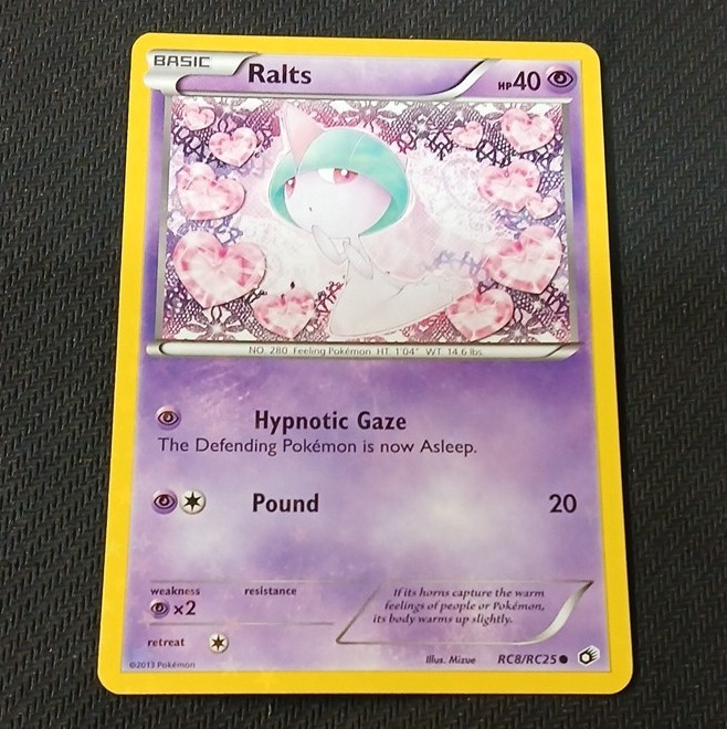 The Pokémon Company Pokémon TCG Ralts RC8/RC25 Collezione Radiante Holo EN 2013