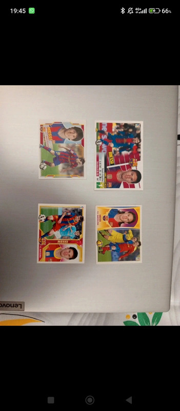 Lote 4 cromos Messi